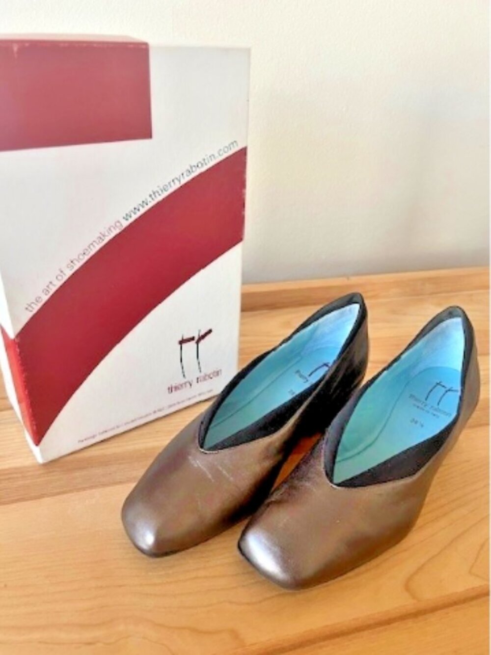 Thierry Rabotin Taos Pewter Leather Wedge Size 38.5 (US 8) Like New, Worn twice